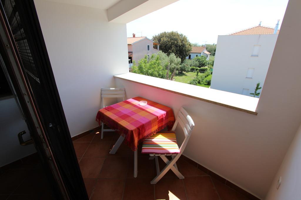 Apartments Romano روفينج الغرفة الصورة